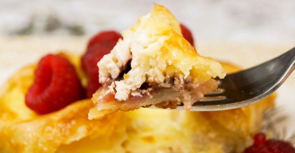 Mini empanada on a fork